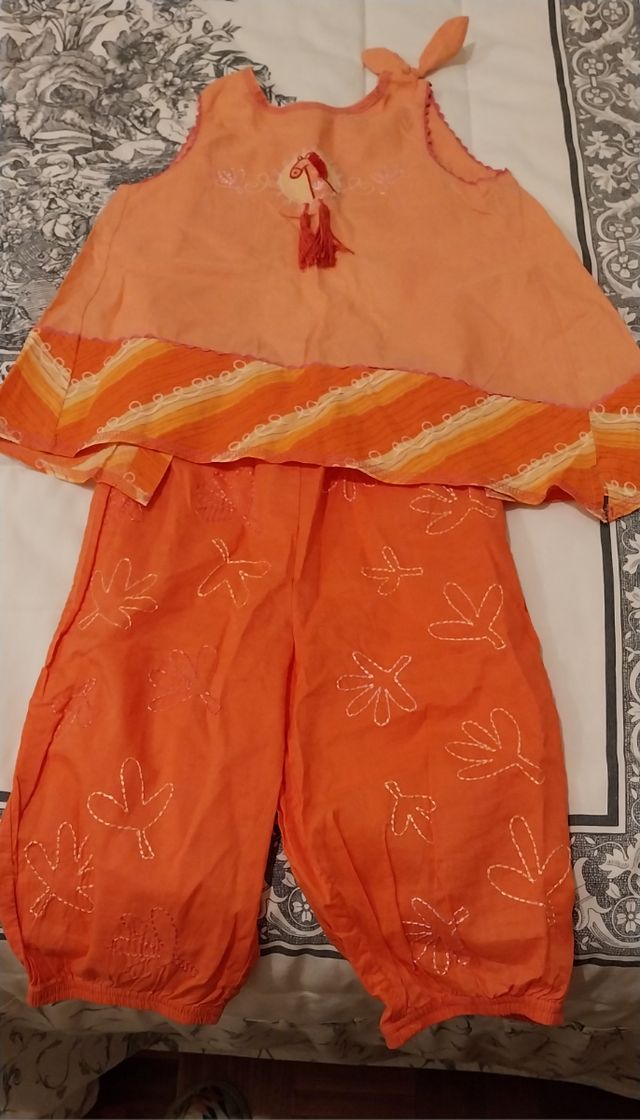 Lote de ropa verano de niña. 