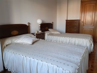 Dormitorio 2 camas completo