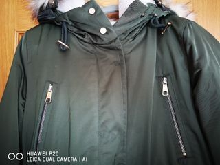 Abrigo verde con pelo de pull and bear