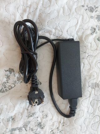 CARGADOR no original Lenovo 20V 4,54A