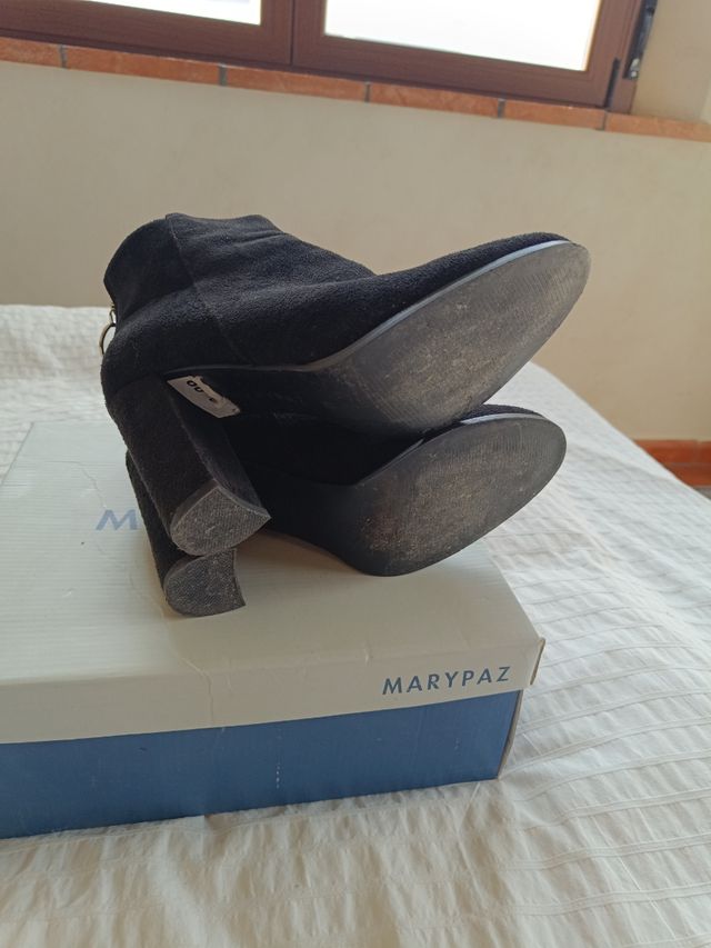 Botines negros Marypaz