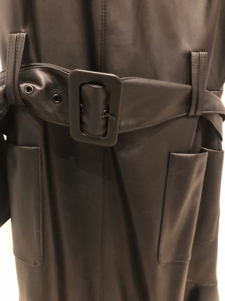 vestido negro Sfera