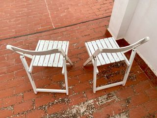 3 sillas plegables madera blanca