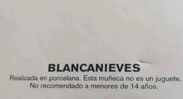 Liquidación Muñeca de porcelana BLANCANIEVES