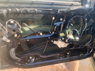 elevaluna delantera  izquerda bmw E90 E91