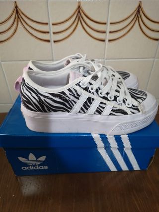 Zapatillas Adidas SúperStar Edición Limitada