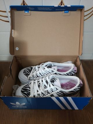 Zapatillas Adidas SúperStar Edición Limitada