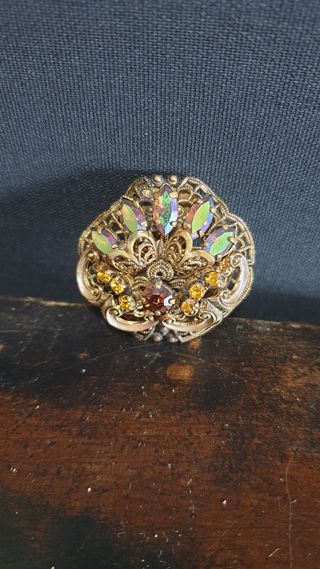 ANTIGUO BROCHE DE PAÑUELOS