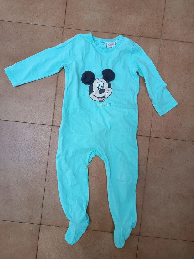 Lote de 7 pijamas 12-18 meses