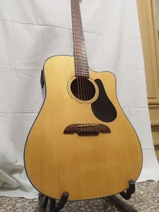 Guitarra acústica alvarez electro acustica RD8C