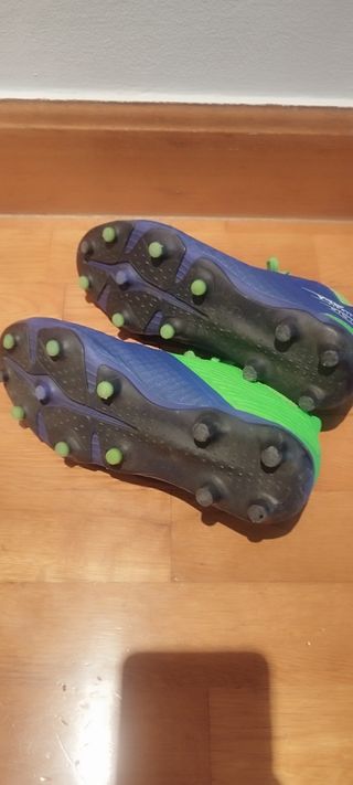 Botas de fútbol niño