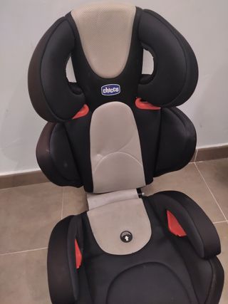 Silla Chicco coche 15-36 kg