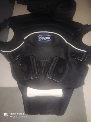 Mochila portabebes marca Chicco