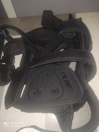 Mochila portabebes marca Chicco