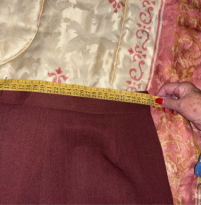 traje entero de mujer, chaqueta y pantalón