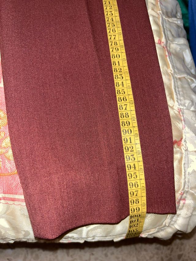 traje entero de mujer, chaqueta y pantalón