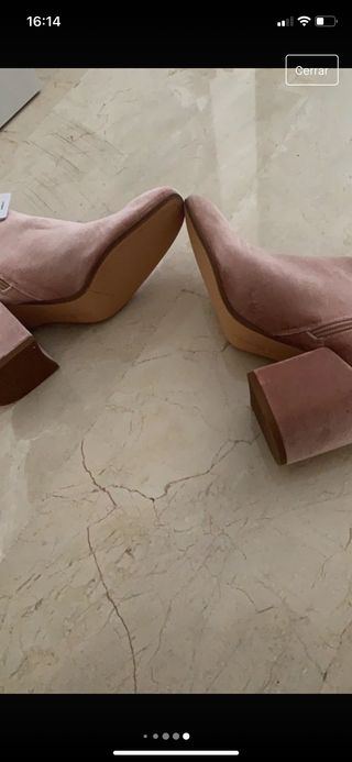 Botines de ante Berska con etiqueta