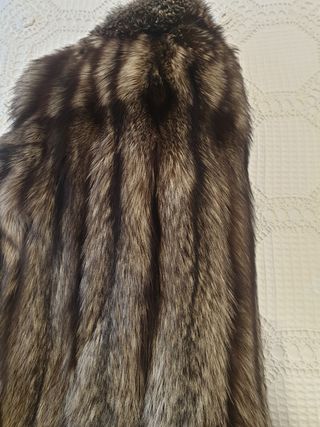 Abrigo de pelo de marmota 