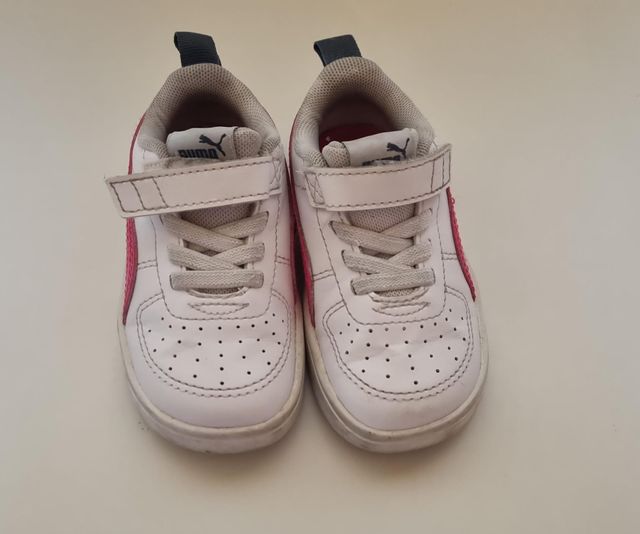 Zapatillas PUMA numero 22