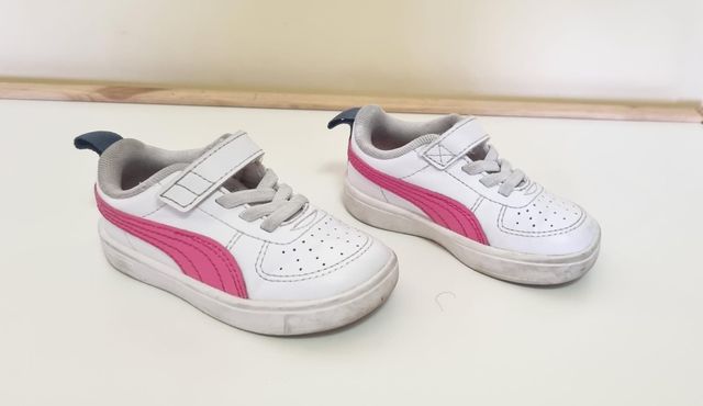 Zapatillas PUMA numero 22