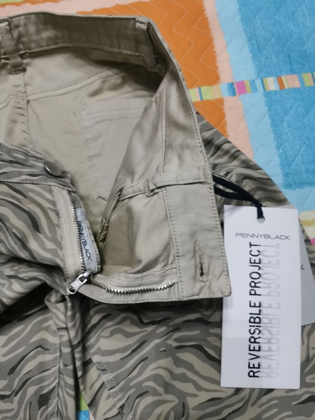 Pantaloni nuovi con cartellino bellissimi