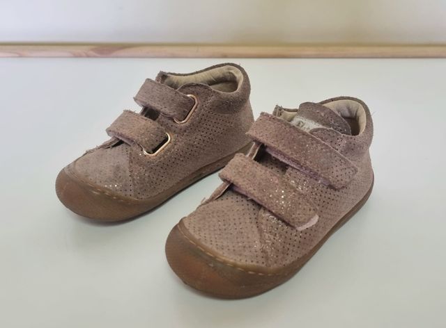 Zapato botin de piel NATURINO rosa palo talla 22