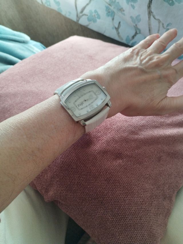 Reloj con nombre Pepi
