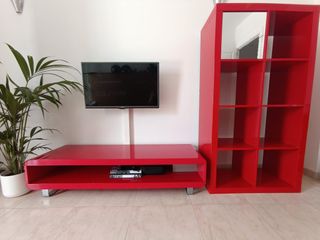 Mueble TV Rojo Diseño