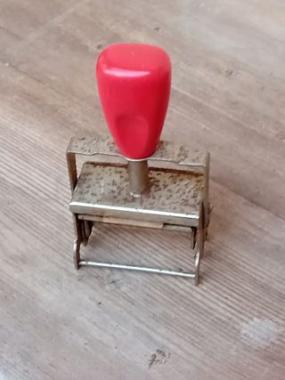 Sello metal automático de goma antiguo