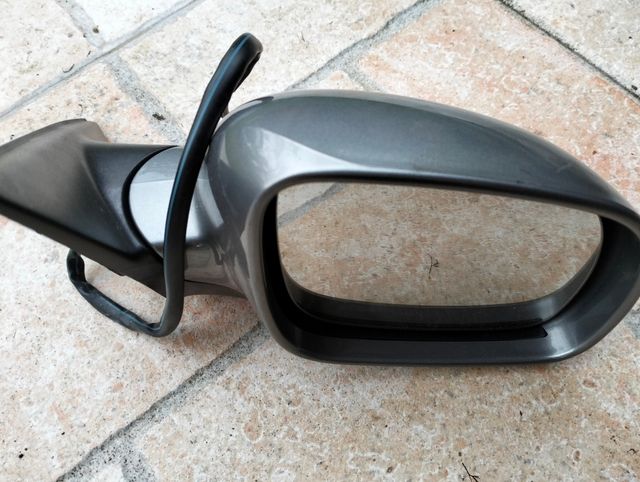 Retrovisor derecho VW Passat b5.5