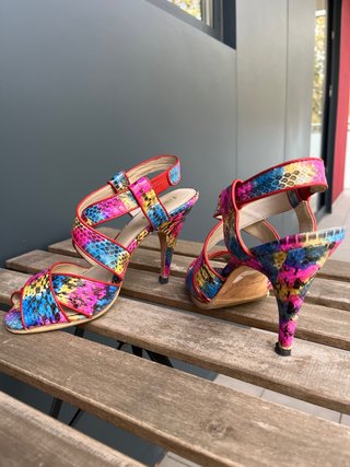 Sandalia piel Bimba y Lola