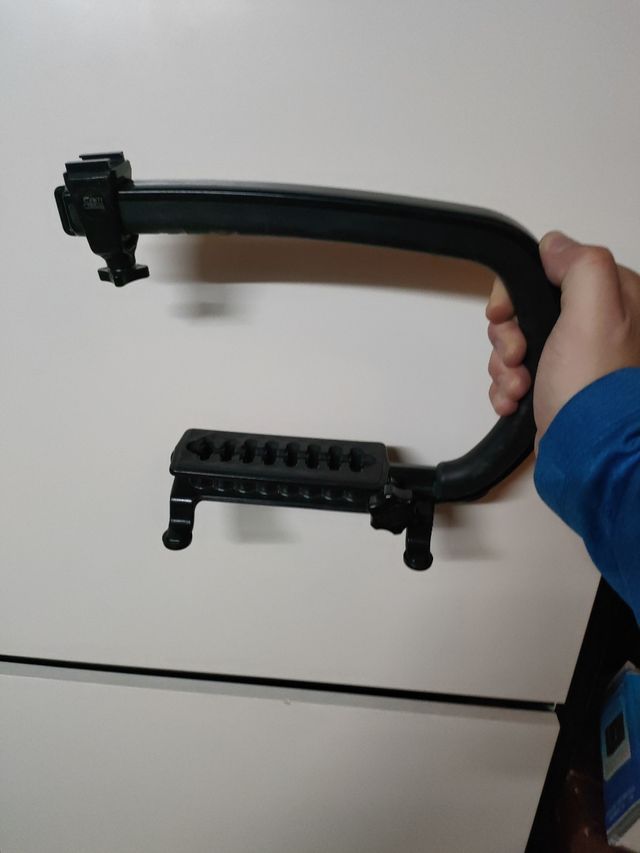 Cam-Caddie, trípode de mano para video