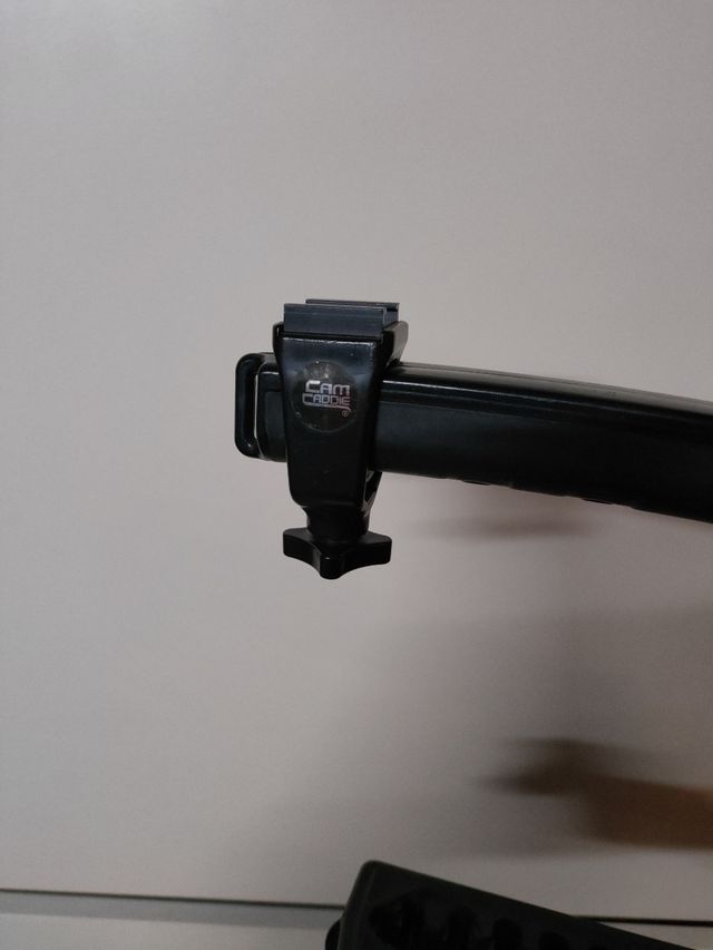 Cam-Caddie, trípode de mano para video