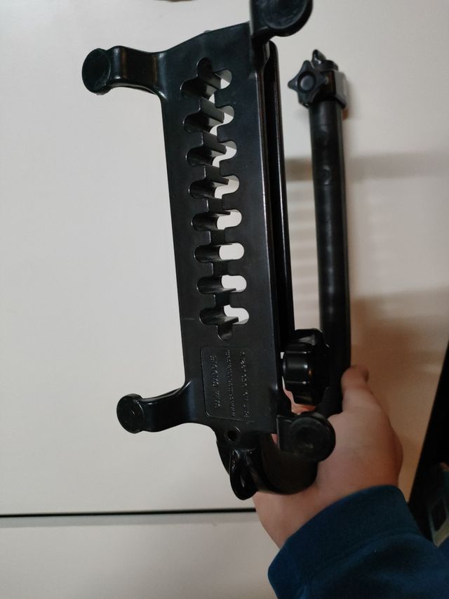 Cam-Caddie, trípode de mano para video