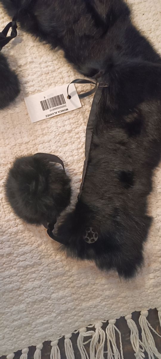 Cuello pelo negro. Nuevo!!!!