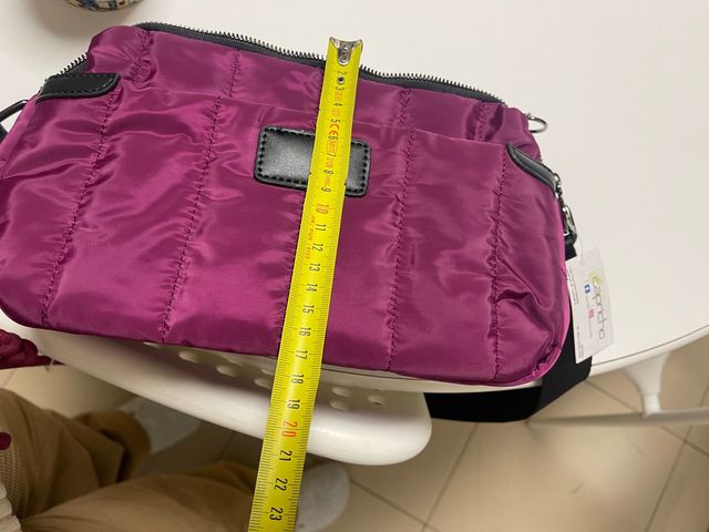 Bolso burdeos.Sin estrenar.