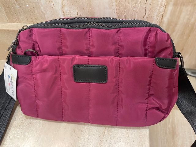 Bolso burdeos.Sin estrenar.