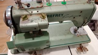 Maquina coser Refrey