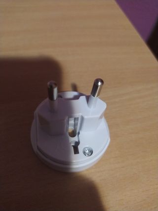 Adaptador a enchufe tipo C