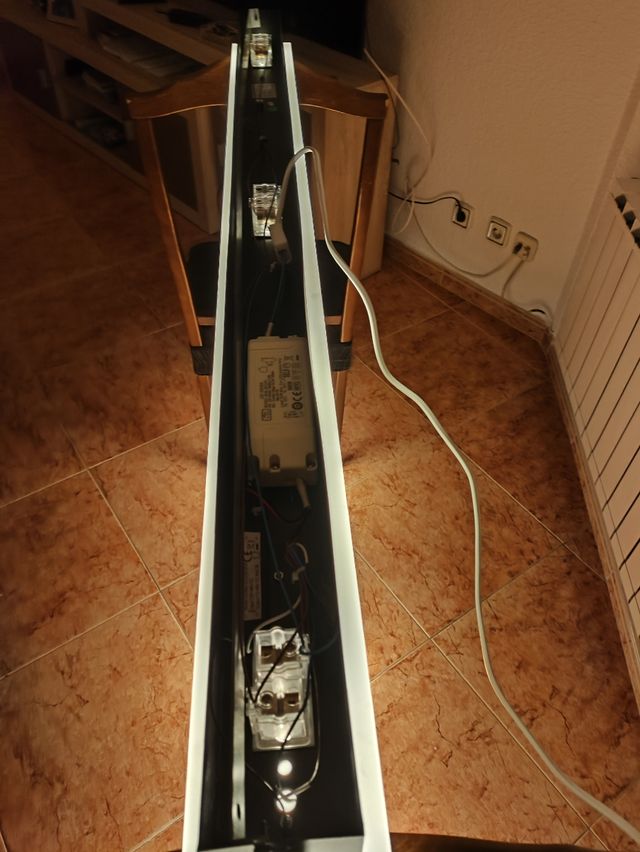 Lampara led techo 3 casquillos regulable