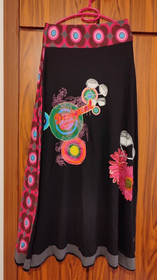 Falda desigual talla M
