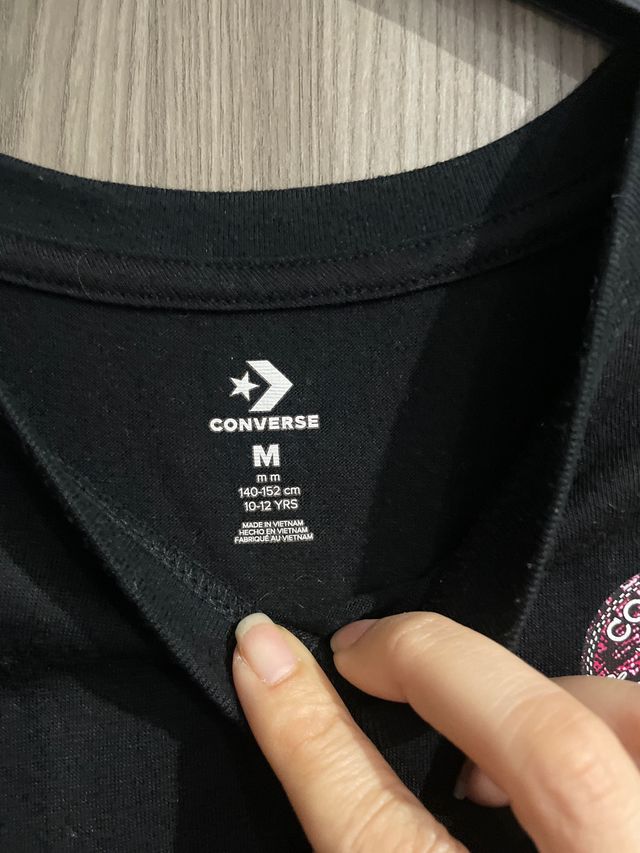 Conjunto Niña  camiseta + Leggin Converse 