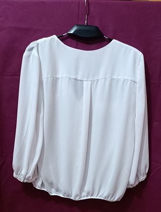Blusa color blanco de mujer Sfera