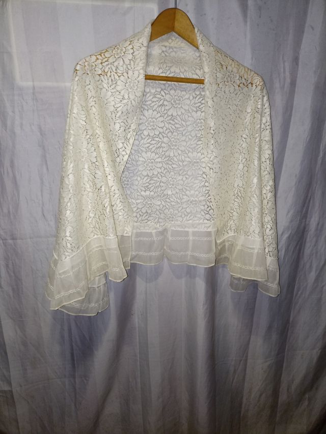 - Mantón VINTAGE Encaje ORIGINAL .! OFERTA .! 🎁