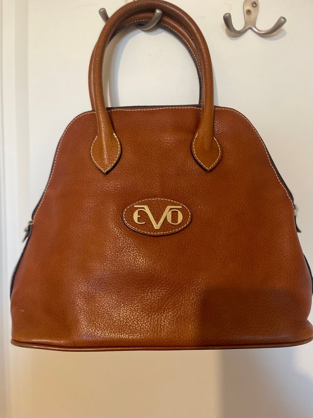 Bolso de piel EVO. Corteinglés