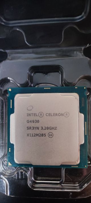 Intel Celeron G4930 3.2 GHz - socket LGA1151