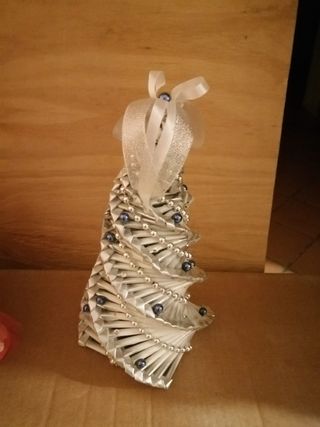 Albero di natale fatto a mano con carta