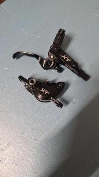 Freno trasero Shimano Deore XT