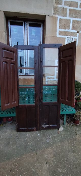 Vendo ventanas antiguas de madera de olmo