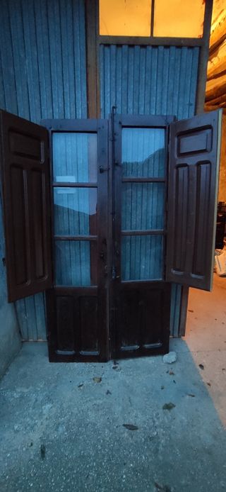 Vendo ventanas antiguas de madera de olmo